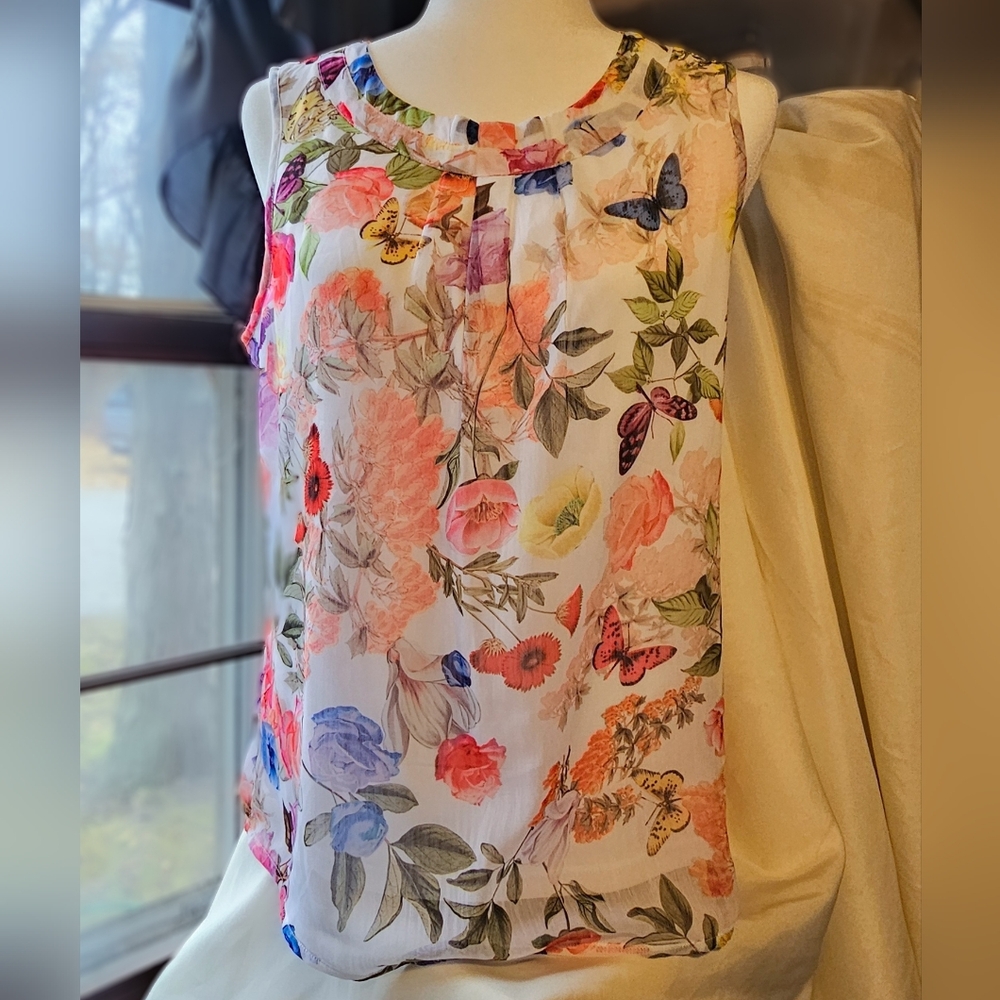 Christopher & Banks Sleeveless Floral Blouse Size M